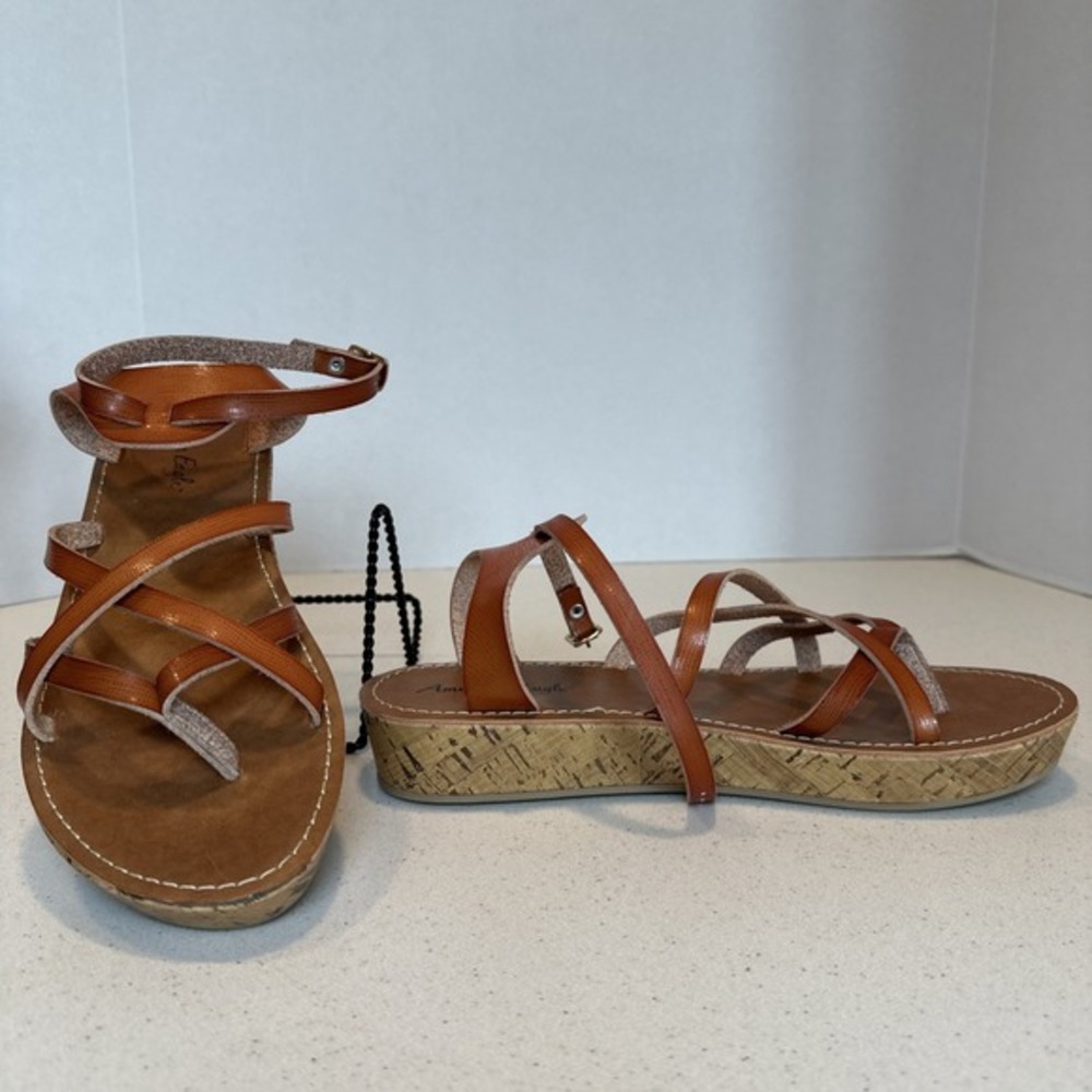 American Eagle Strappy Sandals With Cork Style Heel‎ Women's Size 10 New!